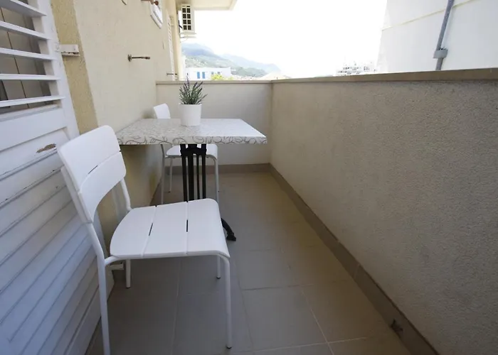 Apartman By The Sea - 15840 *