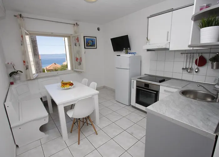 By The Sea - 15840 Apartment *